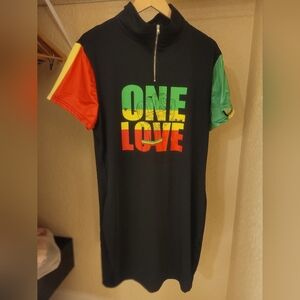 ONE LOVE t-shirt dress
